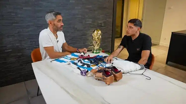 莫利纳支持梅西:历史上最好的应该由别人判断 我的首选是梅西